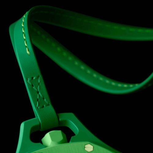 EIGHT GREEN